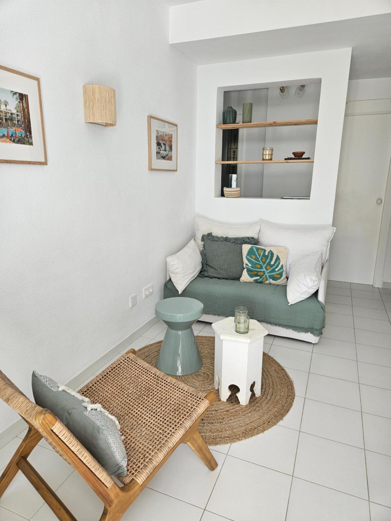 Cala Blanca Apartment เดเนีย ภายนอก รูปภาพ